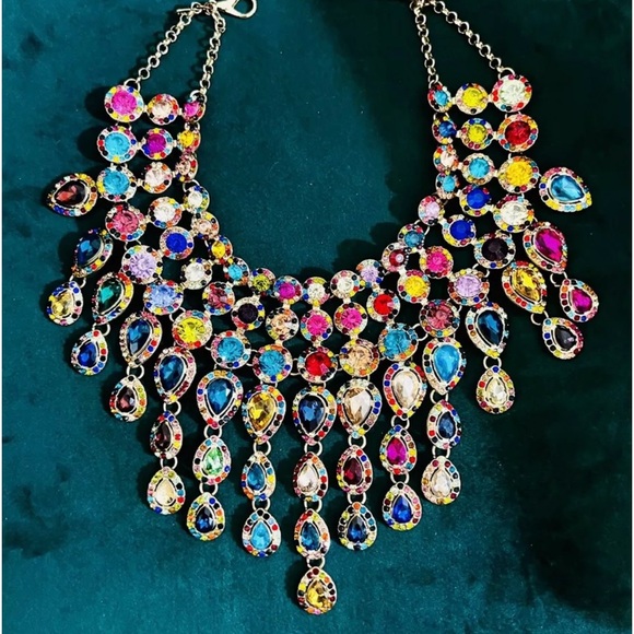 Necklace- Multicolored - Picture 2 of 3